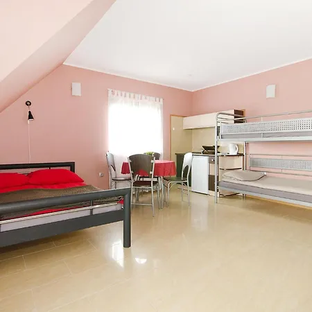 Apartment In Darlowo With Kitchen *